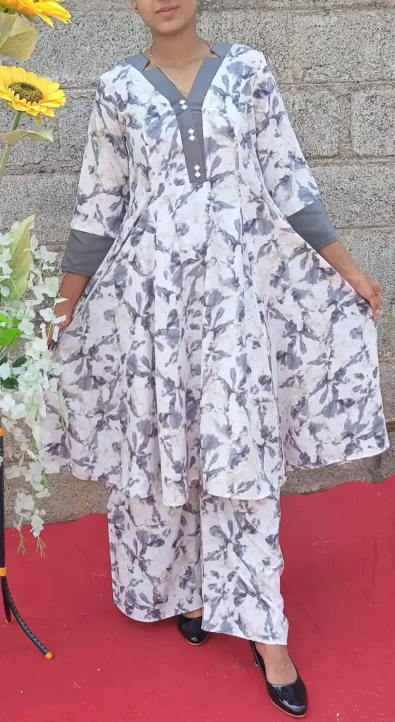 MIST ELEGANCE FLARE KURTI
